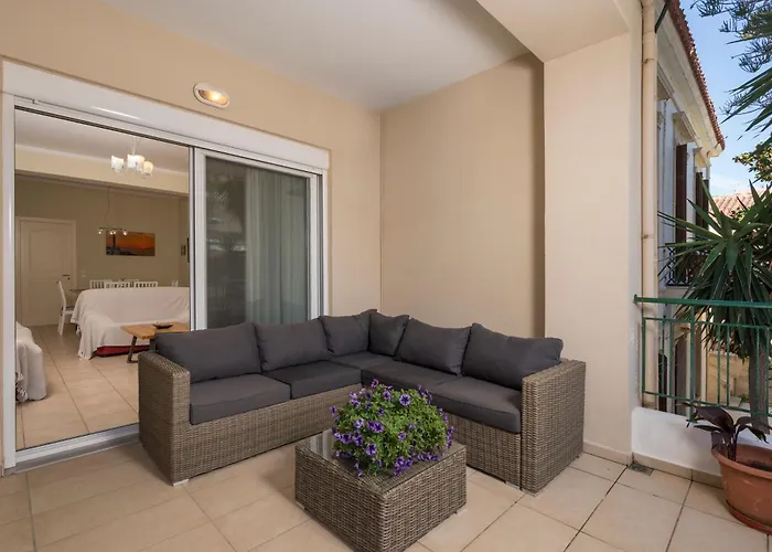 Natalia * Chania (Crete)